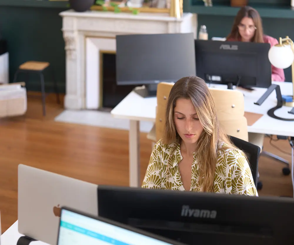 Relations presse et plaidoyer agence Initiale à Paris et à Bordeaux